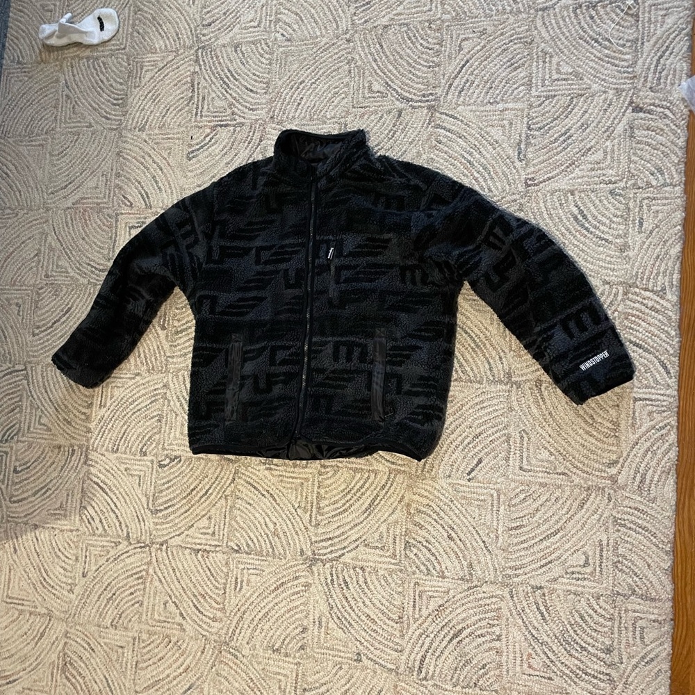 Supreme Reversible Fleece